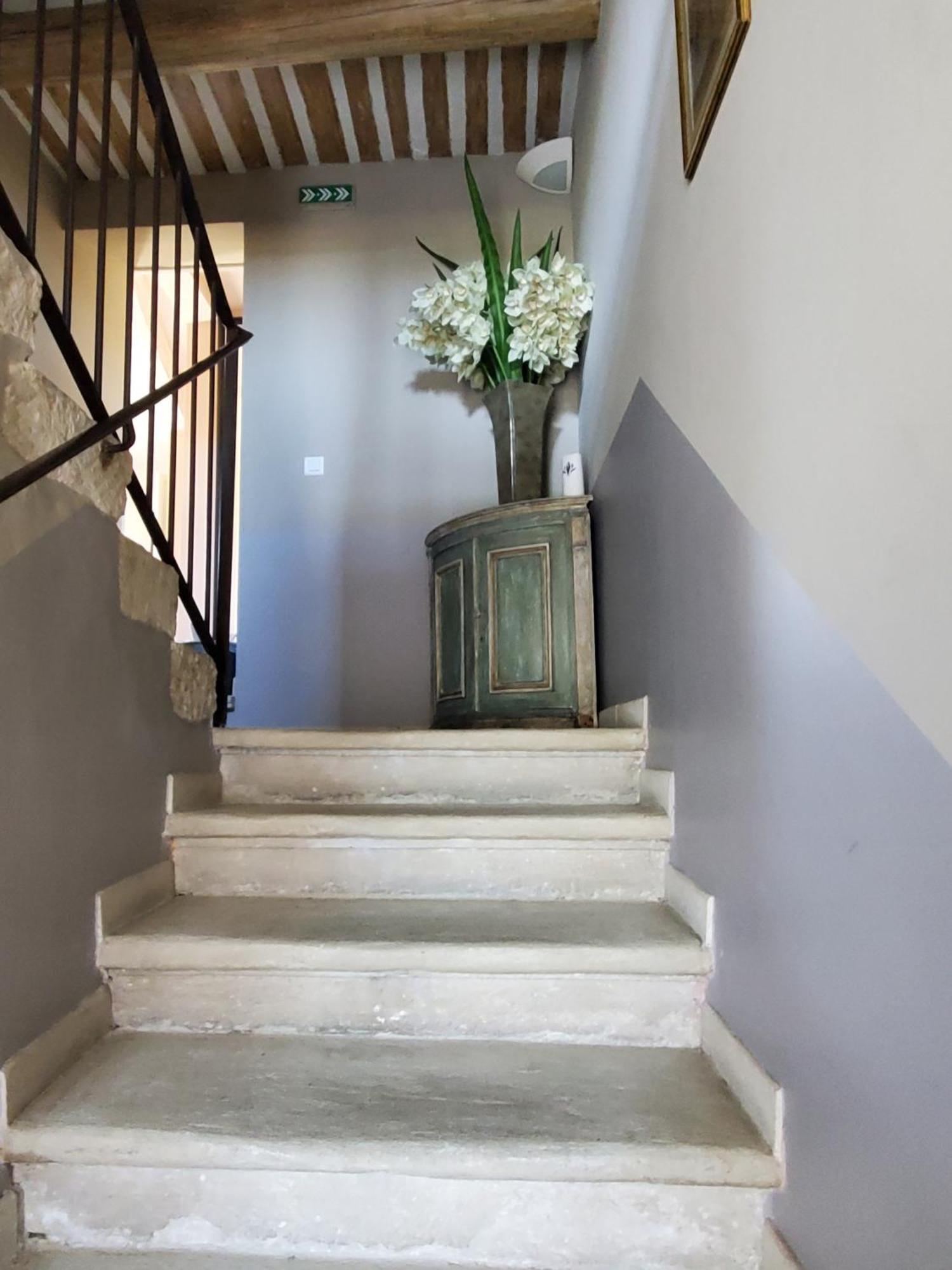 Chambres Du Vieux Bistrot Cabrières-dʼAvignon Zewnętrze zdjęcie