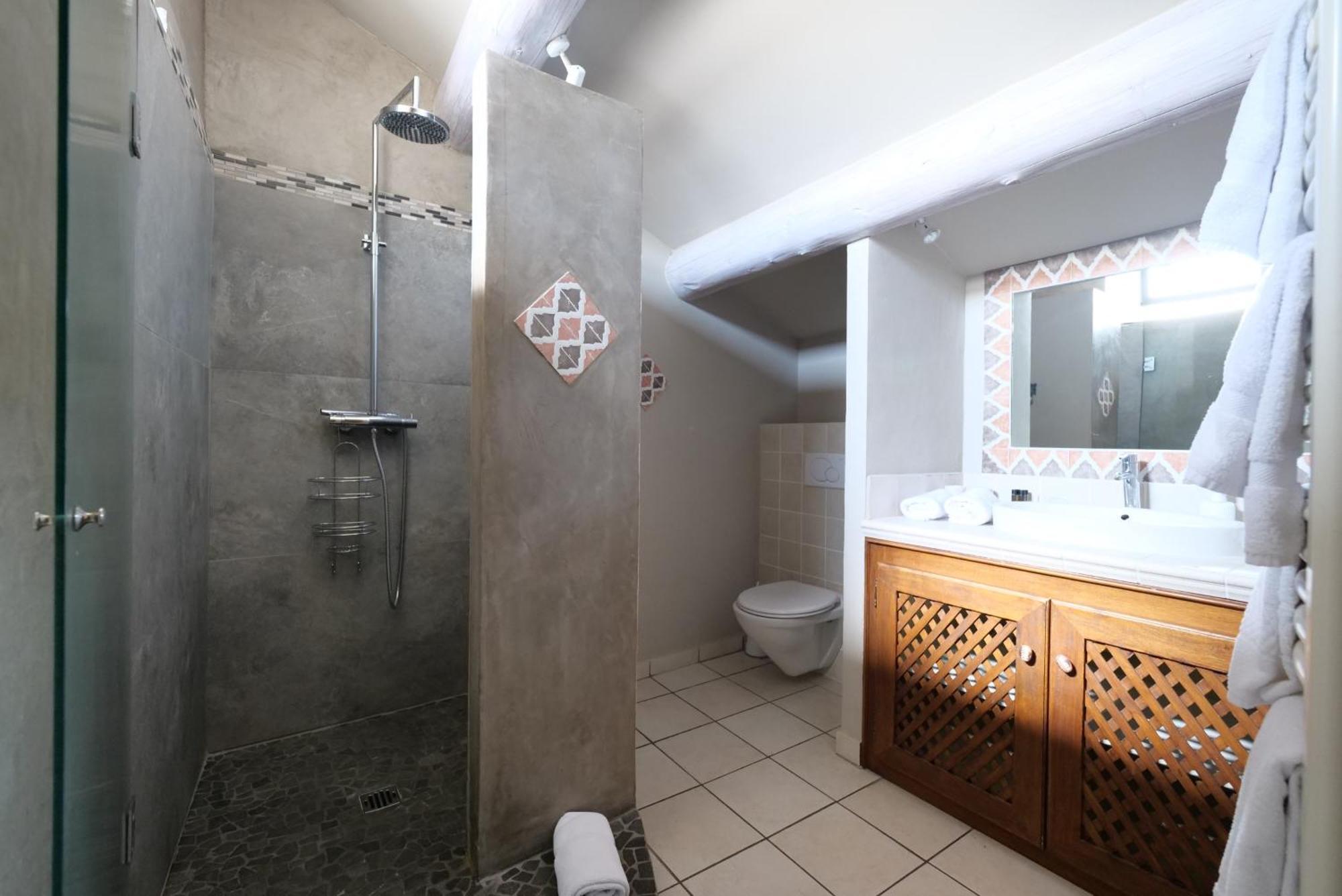 Chambres Du Vieux Bistrot Cabrières-dʼAvignon Zewnętrze zdjęcie