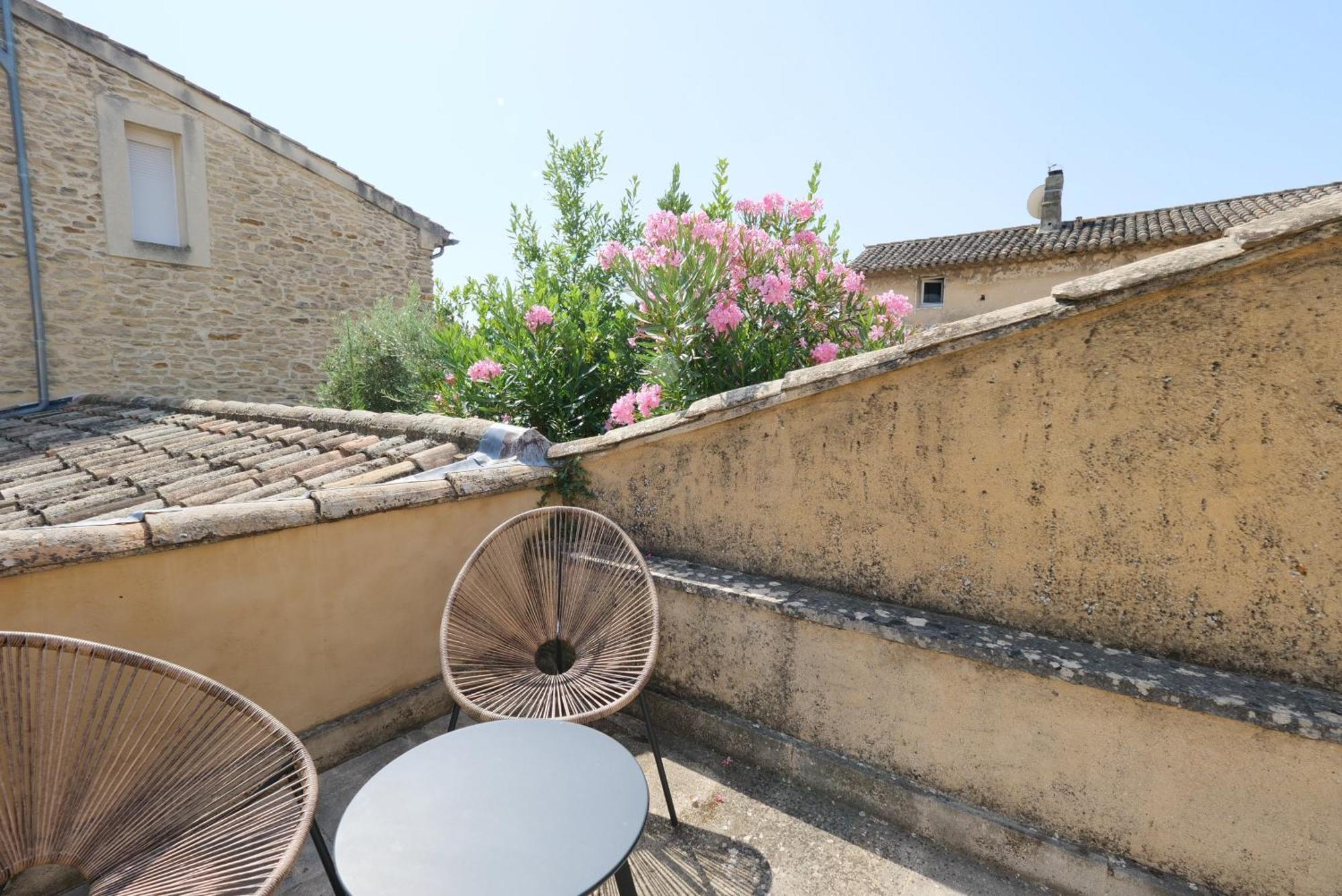Chambres Du Vieux Bistrot Cabrières-dʼAvignon Zewnętrze zdjęcie